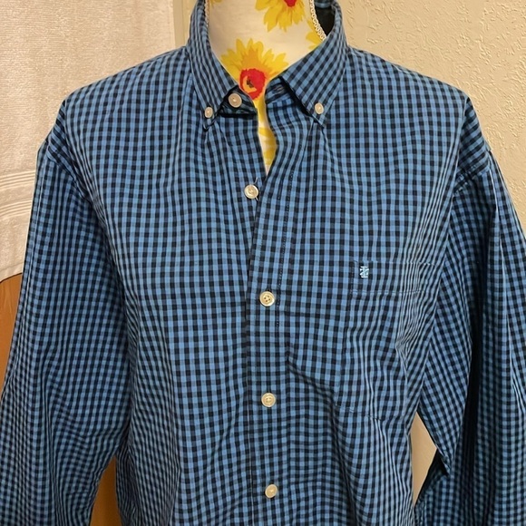 Size Large ~ IZOD ~Men's Long Sleeved Button Down Pocket Shirt - Picture 5 of 12